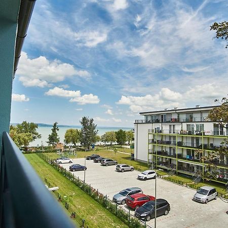 Catamaran Apartments - Hostaid Siofok Exterior photo